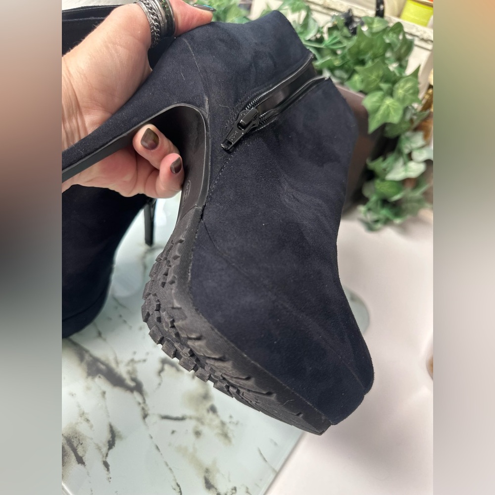 Black Stiletto Heeled Ankle Boots - Picture 9 of 15